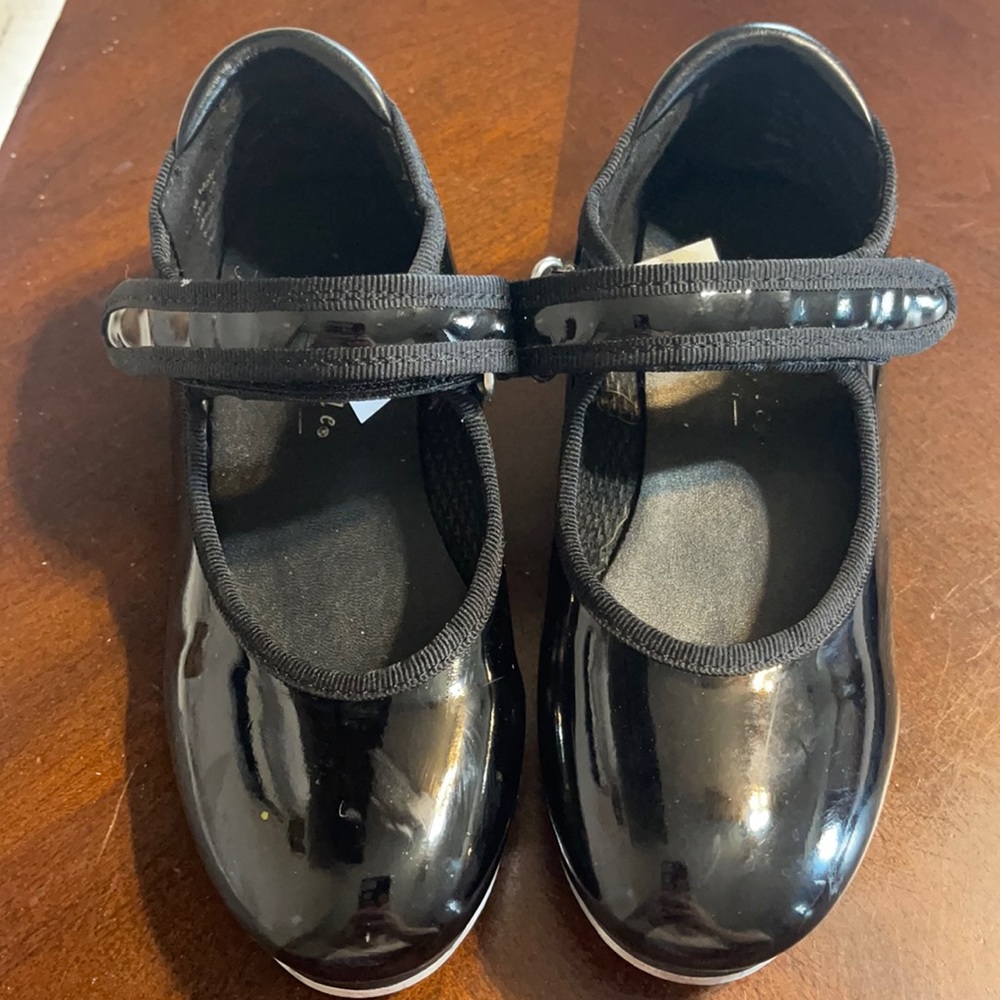 Tap shoes toddler size 10